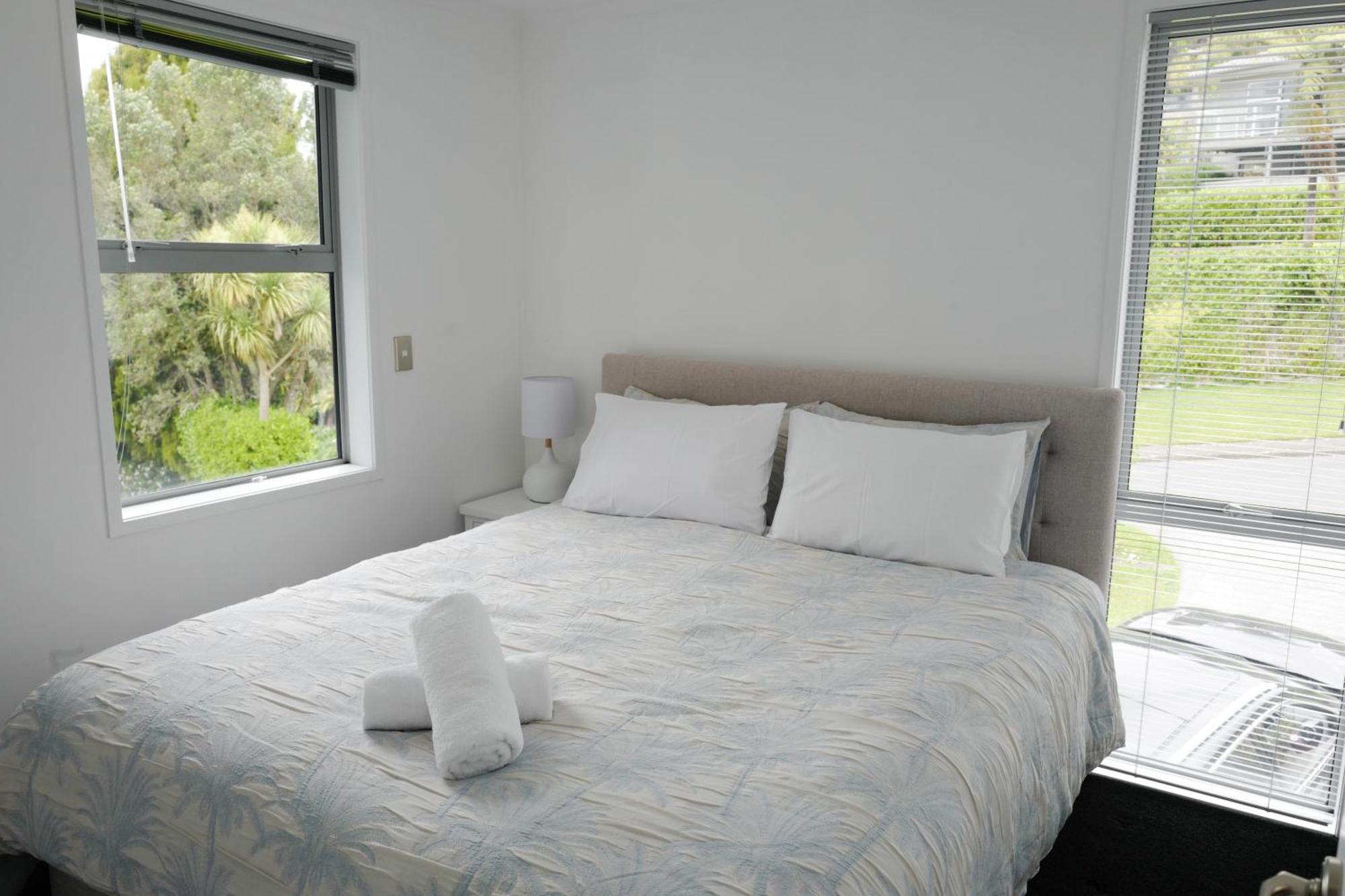 Rotorua Serenity Lakeview Retreat Extérieur photo