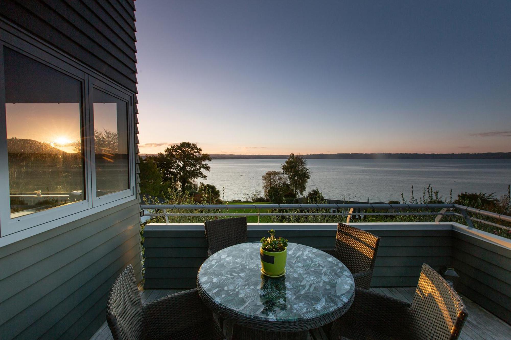 Rotorua Serenity Lakeview Retreat Extérieur photo