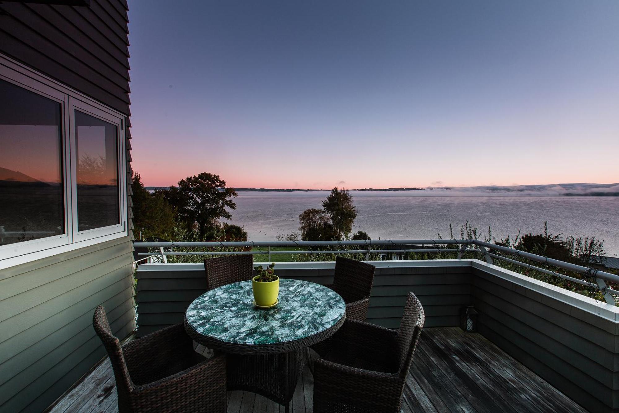 Rotorua Serenity Lakeview Retreat Extérieur photo