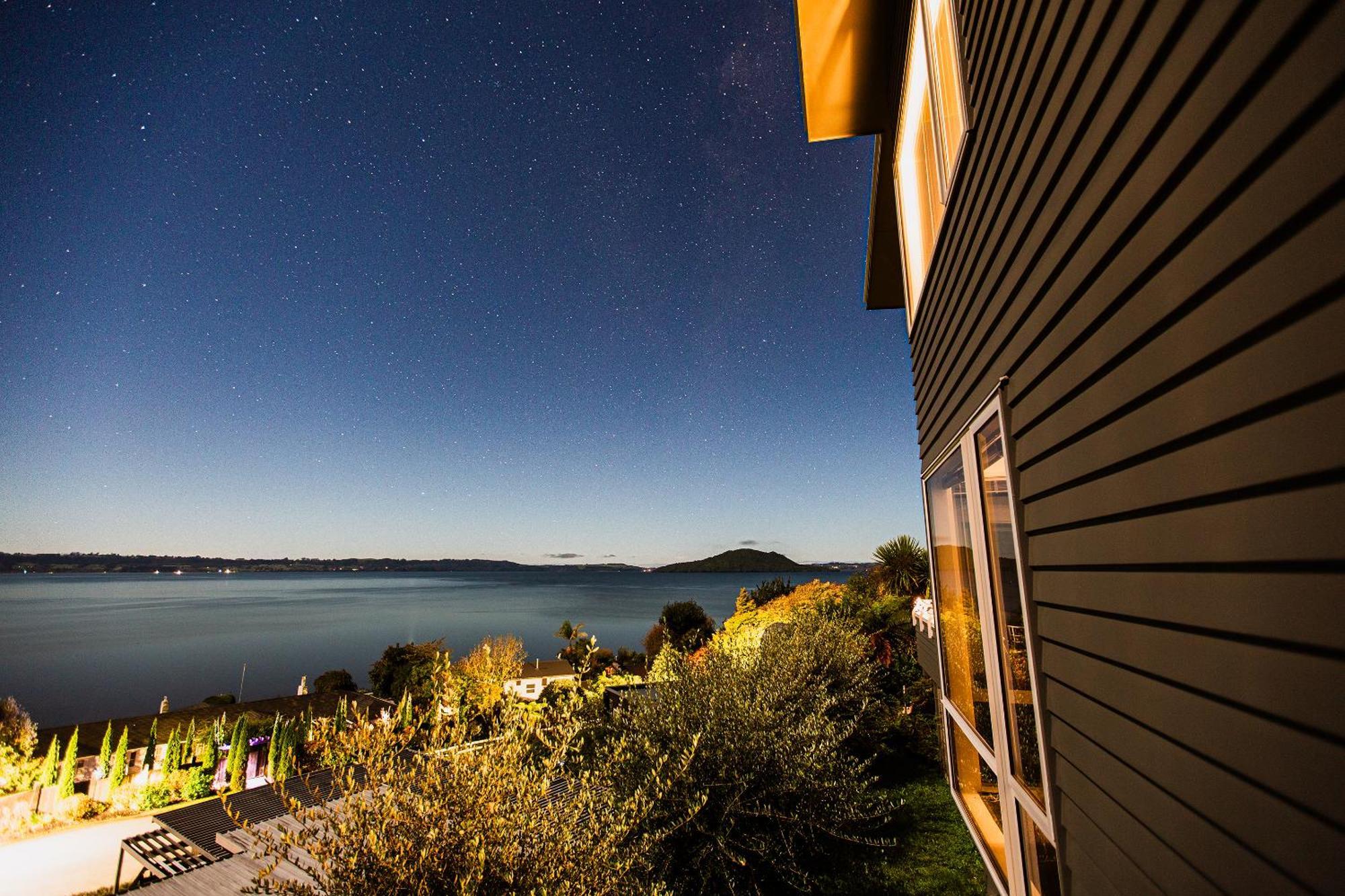 Rotorua Serenity Lakeview Retreat Extérieur photo